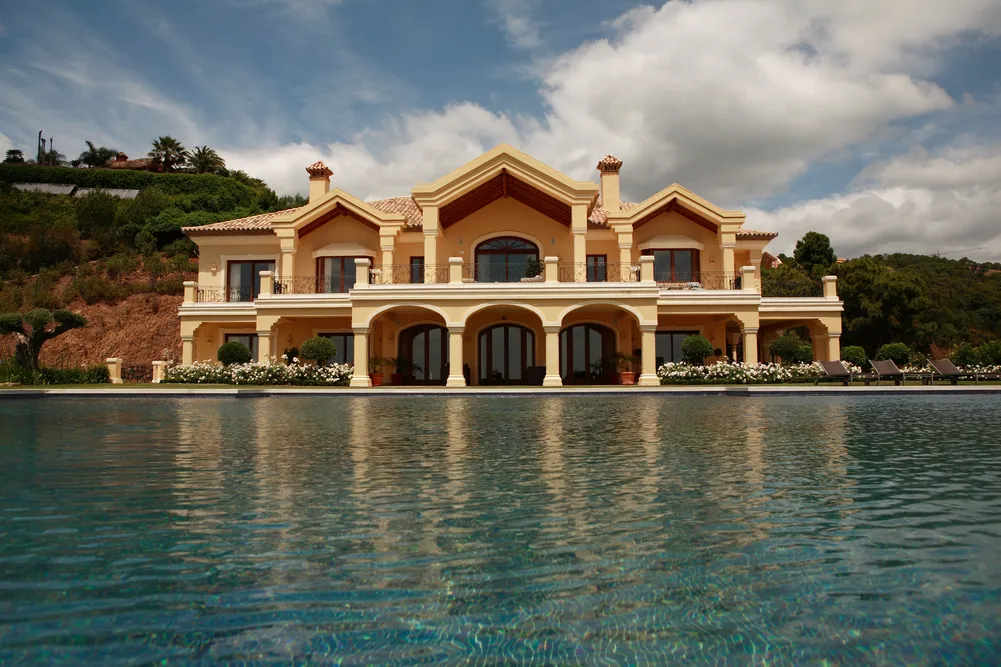 AM Construcciones - Empresa de Construcción en Marbella - Costa del Sol - Proyecto Casa Aki