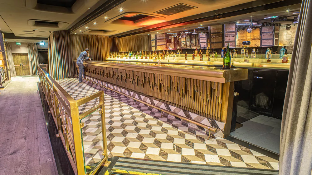 am_construcciones_proyectos_discoteca_puente_romano_empresa_de_construccion_en_marbella_13