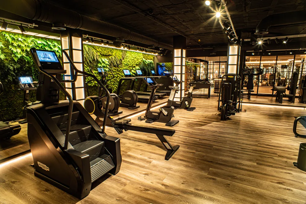 am_construcciones_proyectos_gimnasio_puente_romano_empresa_de_construccion_en_marbella_02